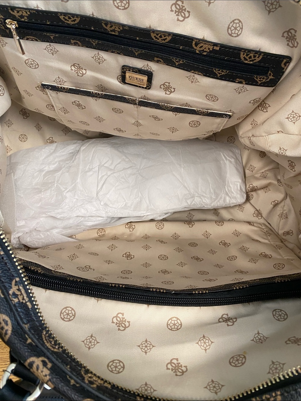 GUESS Wilder Weekender Duffel Bag 4G Peony Monogram Print - Picture 10 of 12